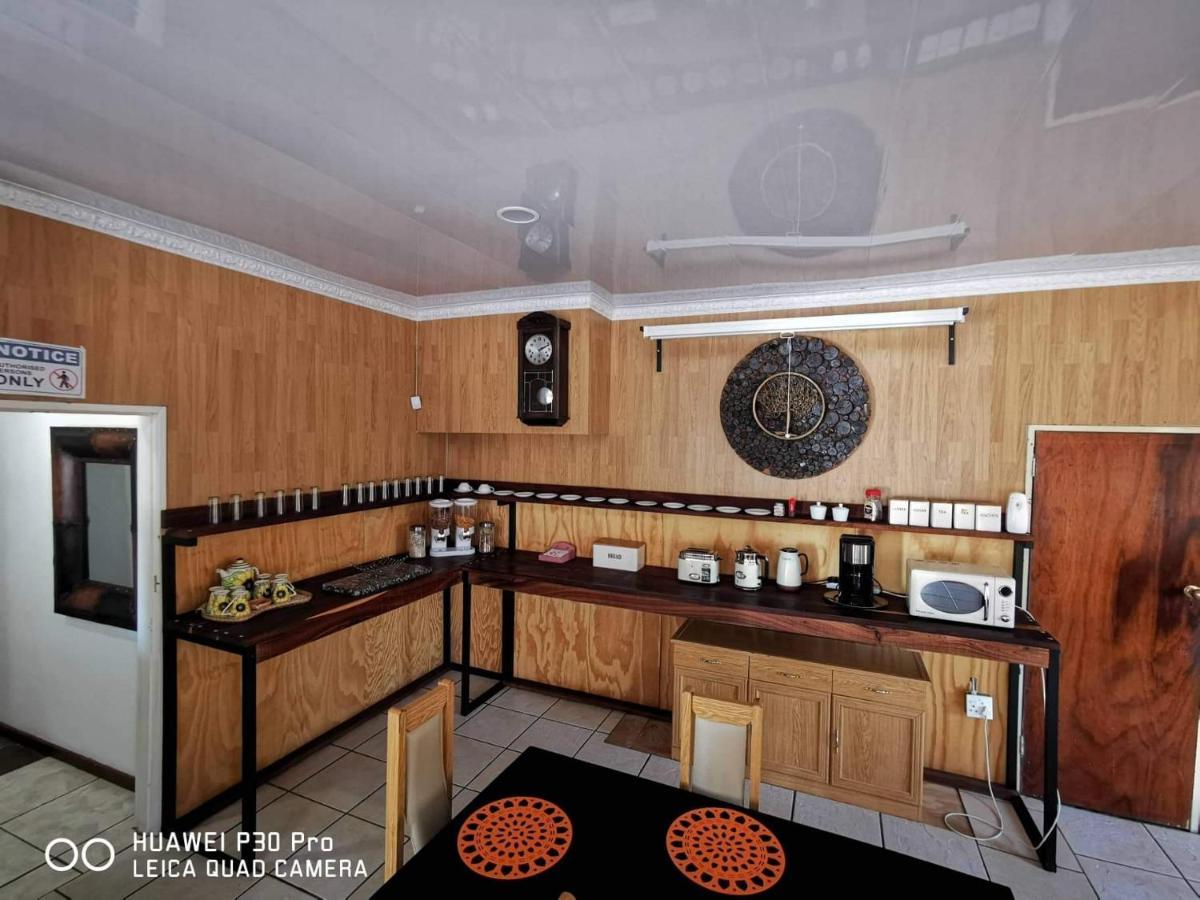 Akkerdam Bed And Breakfast Calvinia Bagian luar foto