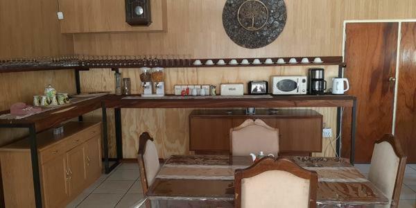 Akkerdam Bed And Breakfast Calvinia Bagian luar foto
